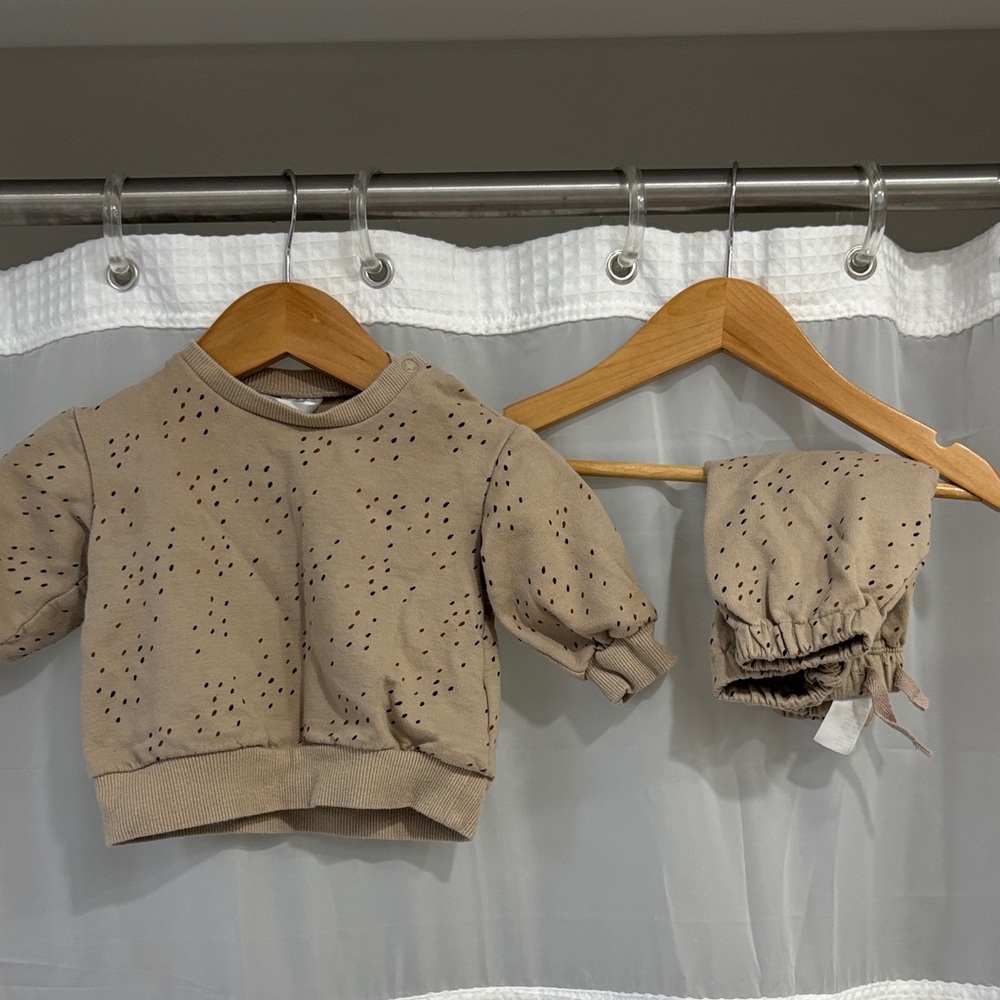 H&M Cream Speckled Baby Set